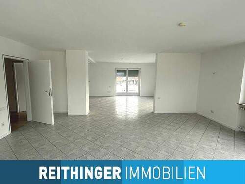 Bild1 - Großzügige 4,5 Zimmer-Penthouse-Wohnung mit zwei Terrassen