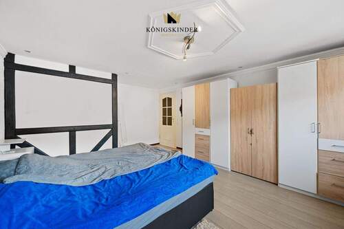 ...mit viel Platz für Stauraum... - 