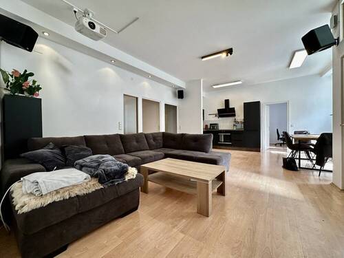 Titelbild - +++ Großzügige 2-Zimmer-Wohnung am Rande der Altstadt +++