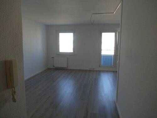 Ansicht offene Küche - Etagenwohnung mit 54,60 m² in Brandenburg an der Havel zur Miete