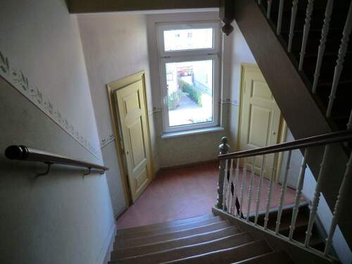 Treppenhaus - 3 Zimmer Etagenwohnung in Markkleeberg