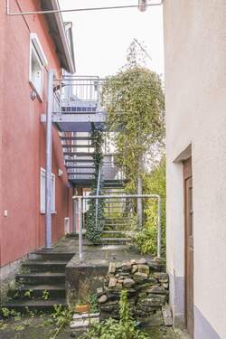 Treppe zum DG - 