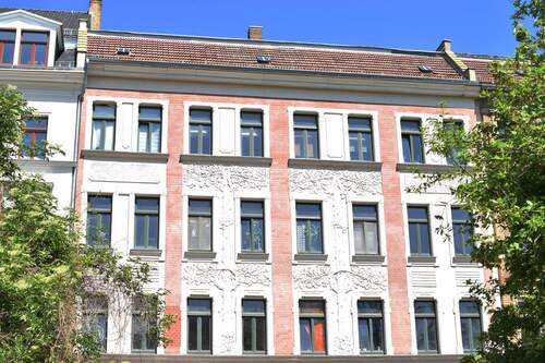 Straßenansicht des Vorderhauses - 