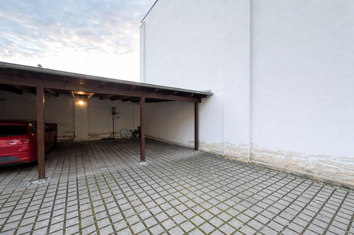 Carportstellplatz - 2 Zimmer Etagenwohnung in Dresden