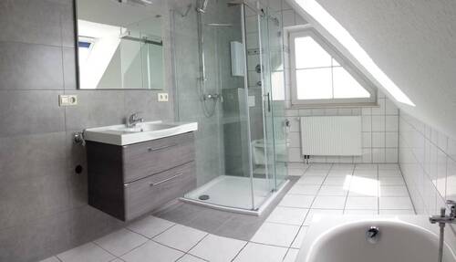 Badezimmer DG - 