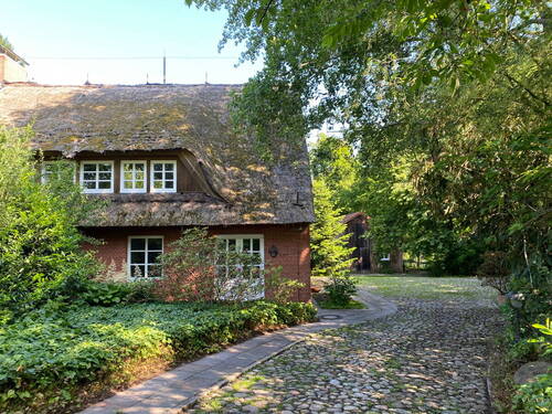 Bild 2 - 9 Zimmer Einfamilienhaus zum Kaufen in Bremen / Aumund