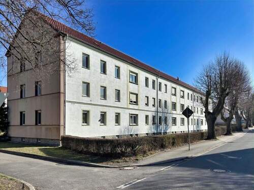 Ansicht Straßenseite - Etagenwohnung mit 71,70 m&sup2; in Rackwitz zum Kaufen