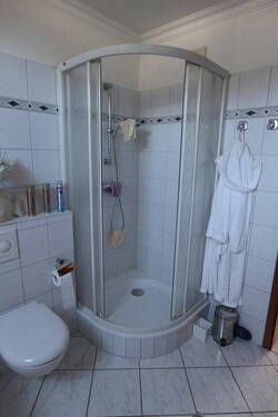 Teilansicht Bad - 