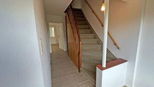 Diele - Doppelhaushälfte mit 121,00 m&sup2; in Xanten zum Kaufen