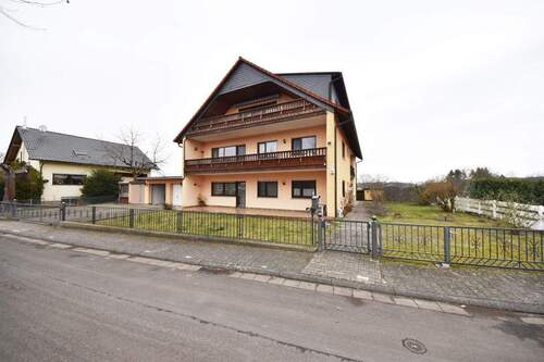 3-Familienhaus - 