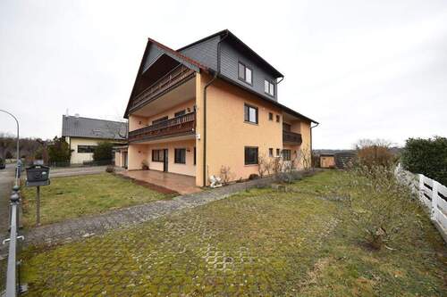 3-Familienhaus - 
