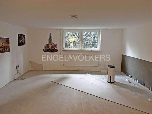 Zimmer im Souterrain - 