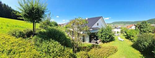 Garten - 7 Zimmer Einfamilienhaus zum Kaufen in Seitingen-Oberflacht