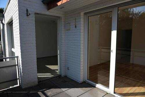 Balkonzugang Wohnzimmer - 