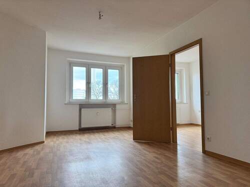 Wohnzimmer - 2 Zimmer Etagenwohnung in Dresden / Löbtau