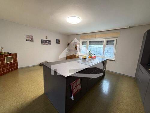 Küche seitlich_ - 6 Zimmer Einfamilienhaus zum Kaufen in Rascheid