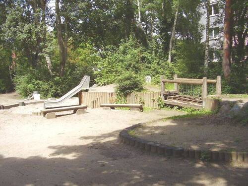 Karl-Marx-Str. 34-44 Spielplatz - Etagenwohnung mit 78,60 m&sup2; in Wiesbaden zur Miete