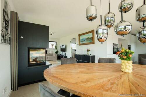 Essbereich mit Kamin - 