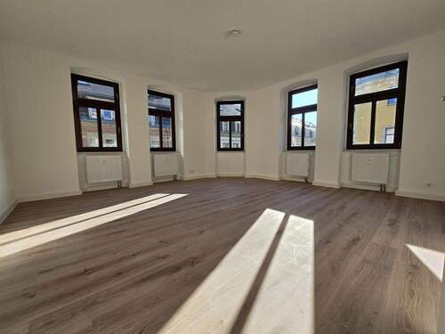 Schönfelder Str.21 WE05 - Erstbezug nach Sanierung! Bezugsfreie 2-Zimmer ETW in ruhiger Lage der Neustadt zu verkaufen!