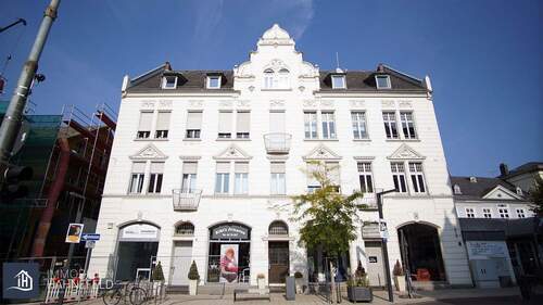 Aussenaufnahme-2.jpg - Zentrales Denkmalobjekt in Limburg mit vielseitiger Nutzung