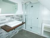 Badezimmer DG - 