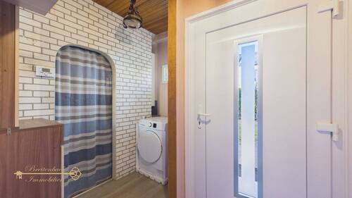 Eingangsbereich - 5 Zimmer Reihenendhaus zum Kaufen in Bremen