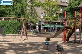 Spielplatz in der Nähe - 