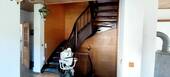 Aufgang mit Treppenlift - 