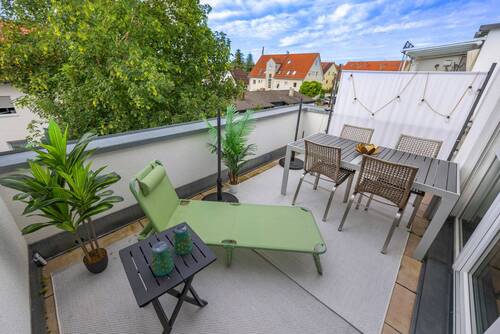 Wunderschöne Dachterrasse - TOP gepflegte 3 Zimmer Wohnung mit Dachterrasse