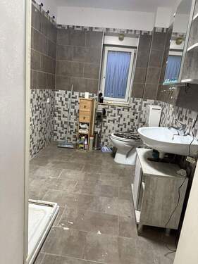 Bad - 3 Zimmer Etagenwohnung zur Miete in Ebrach