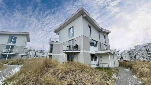 Hausansicht - 2 Zimmer Etagenwohnung zum Kaufen in Lübeck