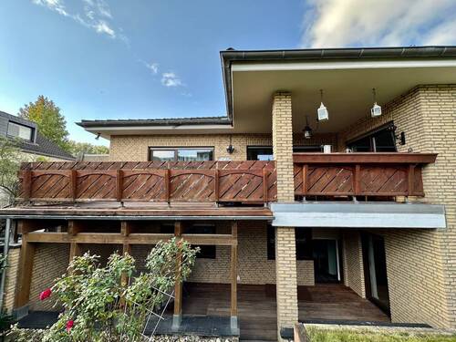 Hausansicht Rückseite - 5 Zimmer Bungalow in Neuss