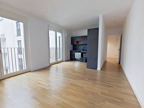 Ansicht III: Wohn- und Esszimmer mit offenem Küchenbereich - 3 Zimmer Etagenwohnung in Berlin