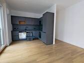 Ansicht IV: Wohn- und Esszimmer mit offenem Küchenbereich - Etagenwohnung mit 93,00 m&sup2; in Berlin zur Miete