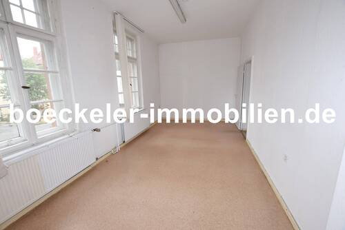Bild 2 - 6 Zimmer Büro zur Miete in Naumburg