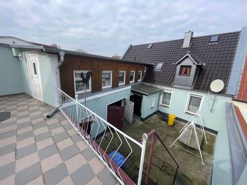 Blick von der Sonnenterrasse - 5 Zimmer Einfamilienhaus zum Kaufen in Calbe (Saale)