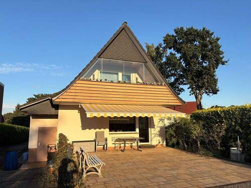 Gartenansicht - 5 Zimmer Mehrfamilienhaus, Wohnhaus zum Kaufen in Neu Wulmstorf