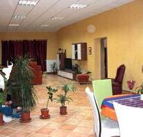 Ortsrandlage.Wohnhaus Gebäude,210m² Wfl + 600m² Nfl., 2217m² Grundstück - Rielasingen-Worblingen