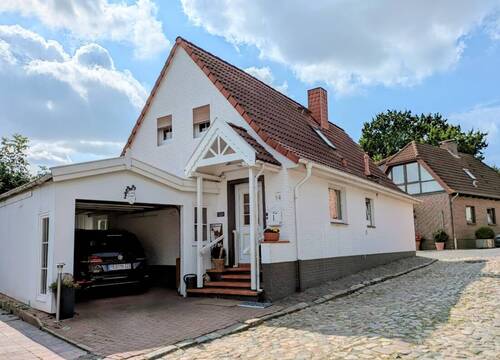 Vorderansicht - Die Perle in der Domstadt - 285.000,00 EUR Kaufpreis, ca.  106,00 m² Wohnfläche