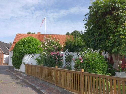 Aussenansicht - 4 Zimmer Einfamilienhaus zum Kaufen in Meldorf