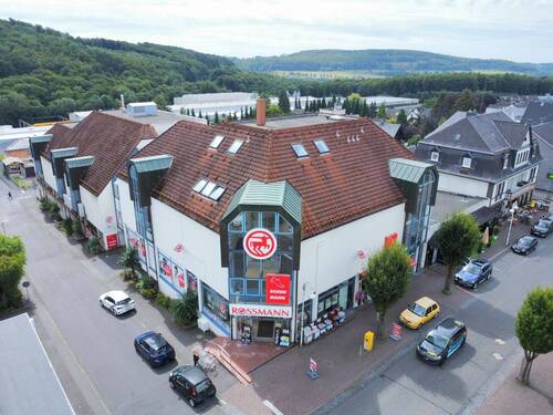 Hausansicht - Seltene Investmentchance im Zentrum von Bad Marienberg - Wohnkomfort trifft Gewerbedynamik
