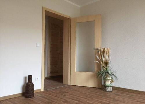 Wohnzimmer - Wohnglück auf 60 m² mit Tageslichtbad und Balkon