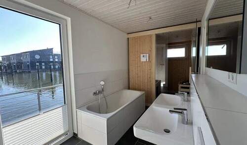 Vollbad mit Sauna - 