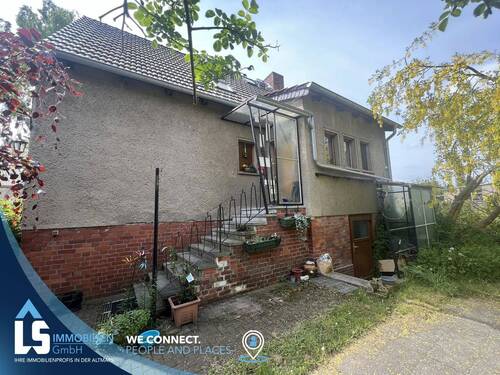 Hausansicht - Einfamilienhaus mit 102,00 m&sup2; in Stendal zum Kaufen