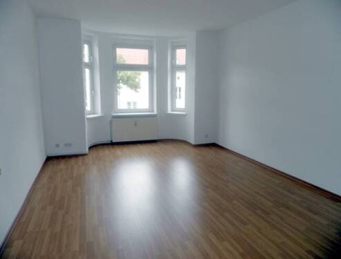 Zimmer 2 - 3 Zimmer Etagenwohnung in Brandenburg an der Havel