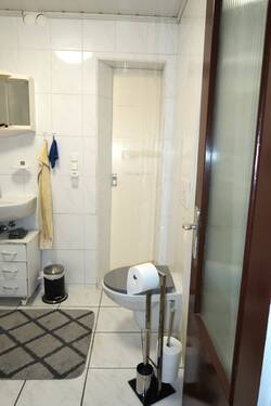 Bad mit Dusche und WC OG - 