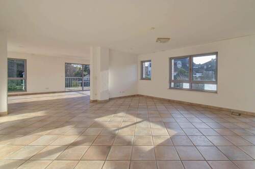 Wohnzimmer - Etagenwohnung mit 163,00 m&sup2; in Essen zum Kaufen