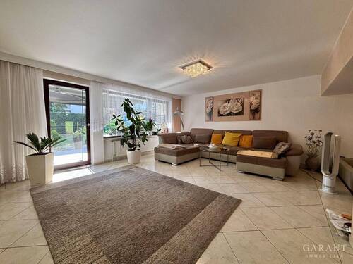 Wohnzimmer - Platzwunder mit Stil - Familien(t)raum mit Loft-Charme in Magstadt!