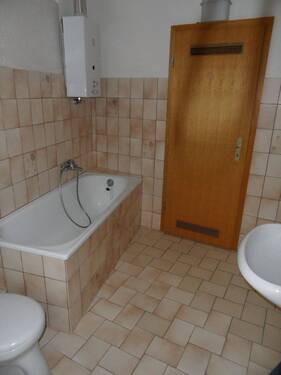 06-Badezimmer.JPG - 