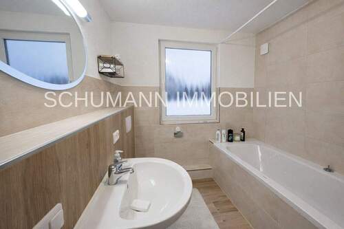 Anbau_Modernes Wannenbad - 